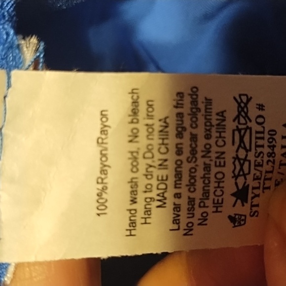 Nwt Royal & White Blouse (3X) - Picture 9 of 9